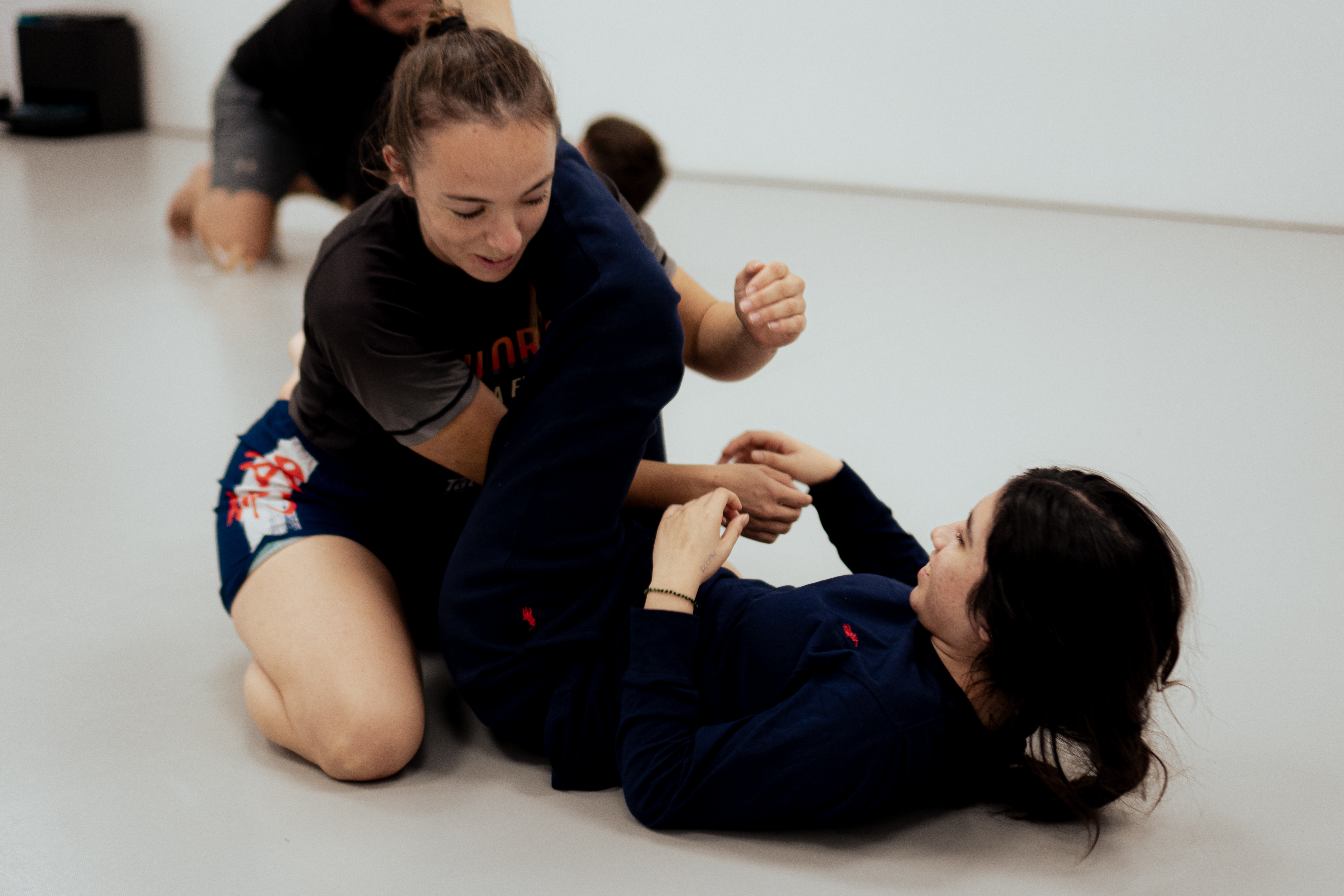 Beginner training Brazilian Jiu-Jitsu at Mallorca BJJ